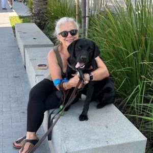 Meet your Posher, Leslie